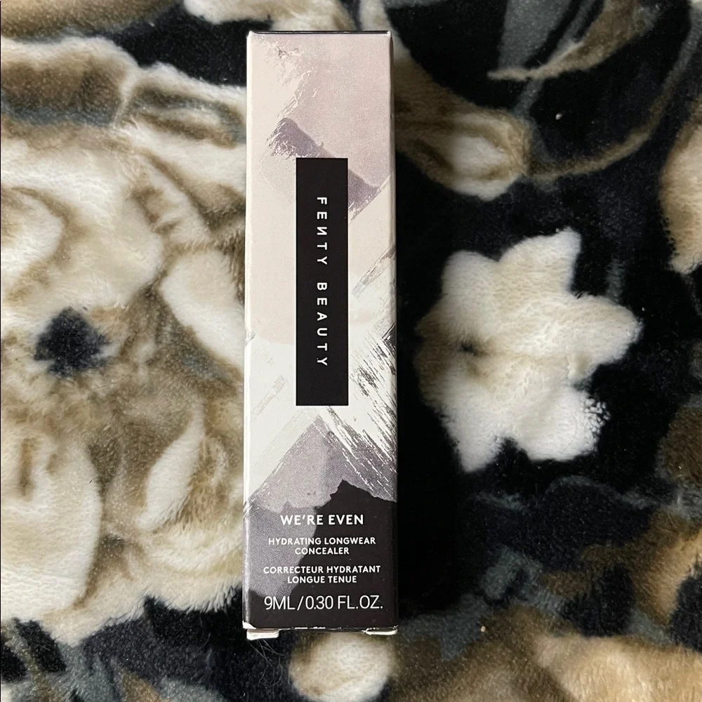 Fenty 345C We're Even Hydrating Longwear Concealer